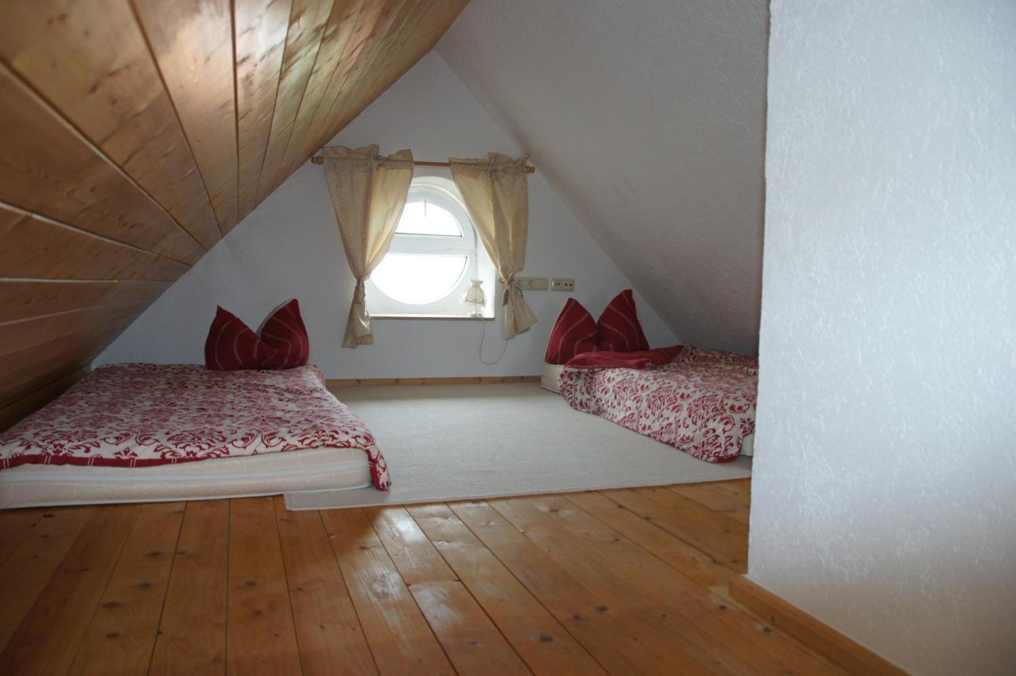 Schwalbennest Kaisitz Apartment Luaran gambar